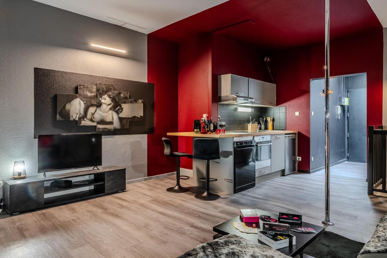 Ferienwohnung Cocon Sensuel - 50 Nuances - Les Cocons De Nath Montbéliard Exterior foto