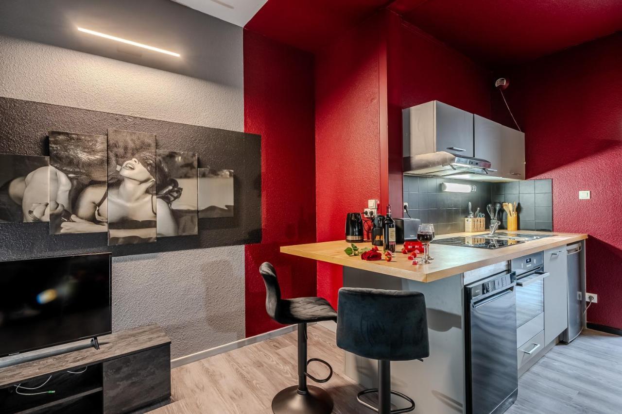 Ferienwohnung Cocon Sensuel - 50 Nuances - Les Cocons De Nath Montbéliard Exterior foto